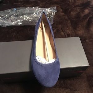 Vince camuto suede flats